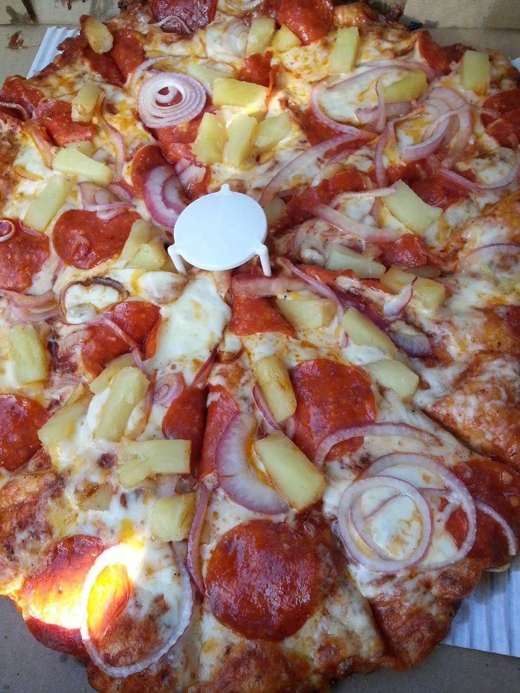 Me-n-Eds On Tap | restaurant | 1247 N. Wishon, Fresno, CA 93728, USA | 5594421247 OR +1 559-442-1247