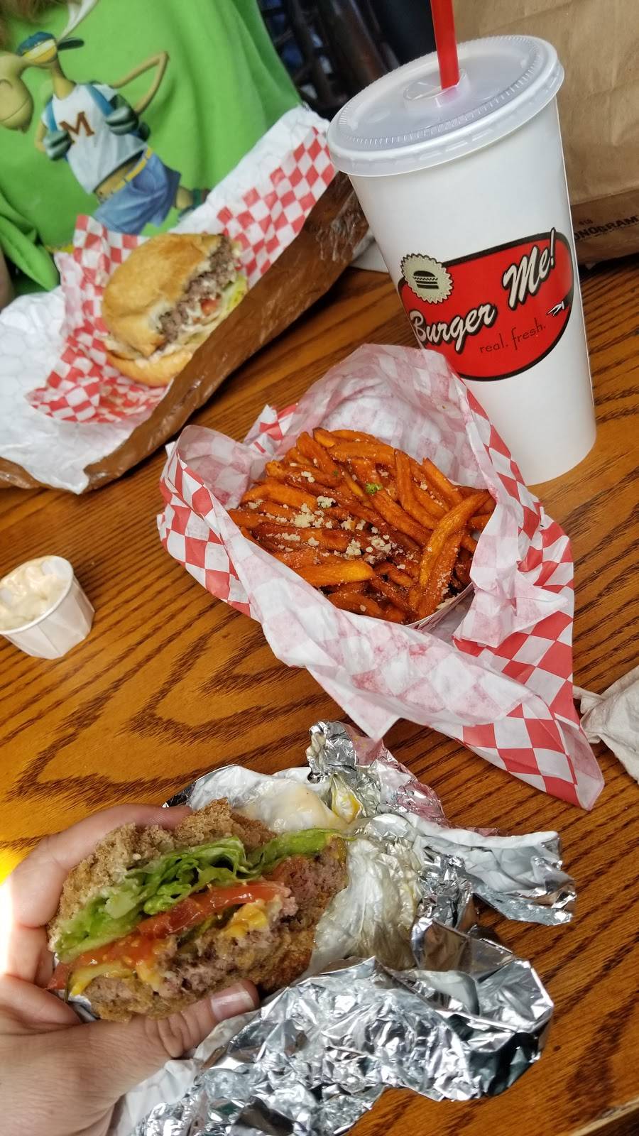 Dudes Drive Inn | restaurant | 1644 Hartnell Ave, Redding, CA 96002, USA | 5302223775 OR +1 530-222-3775