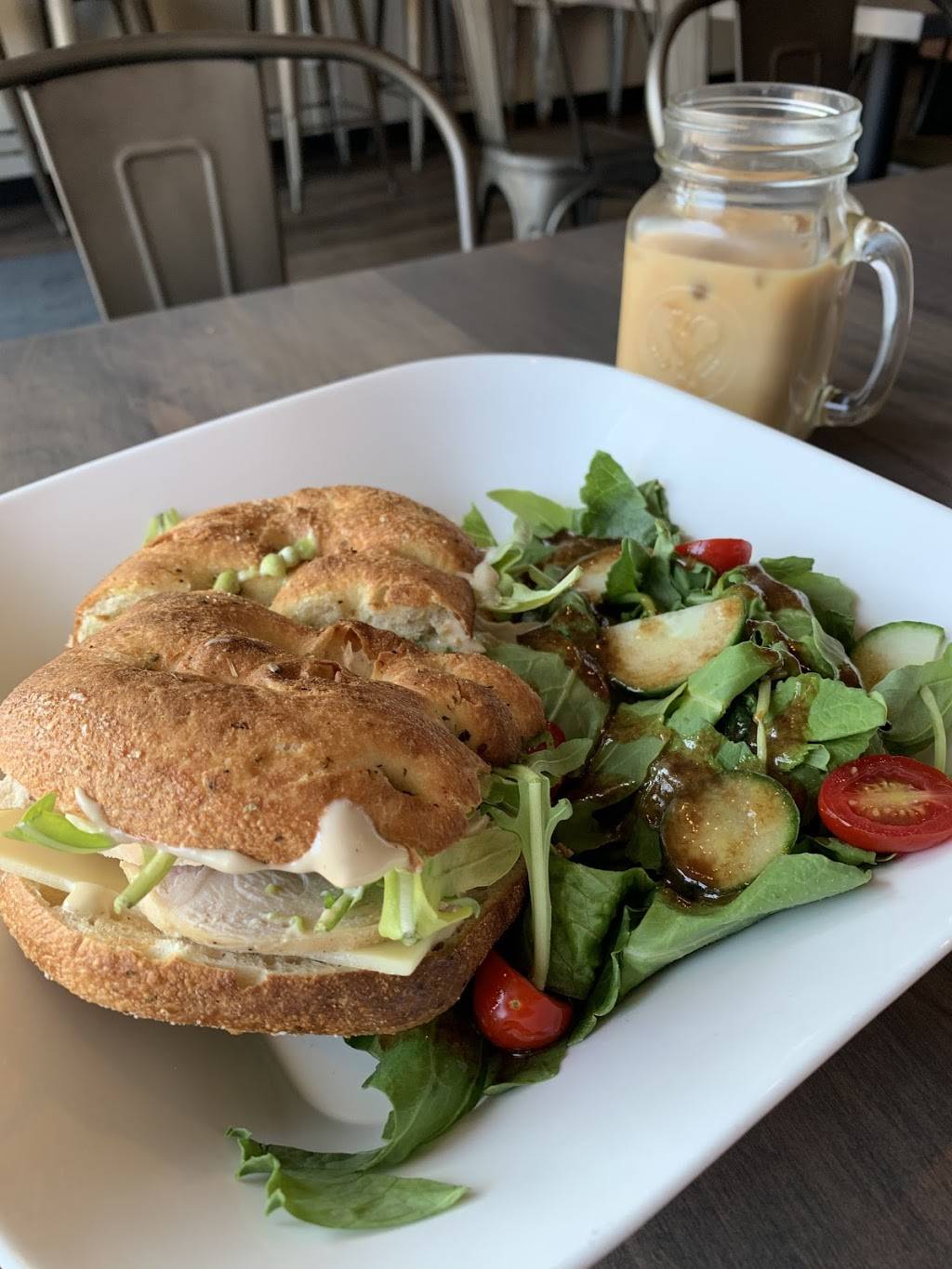 Grassroots Market + Studio | restaurant | 17 Gordon St, Guelph, ON N1H 4G7, Canada | 5192655080 OR +1 519-265-5080