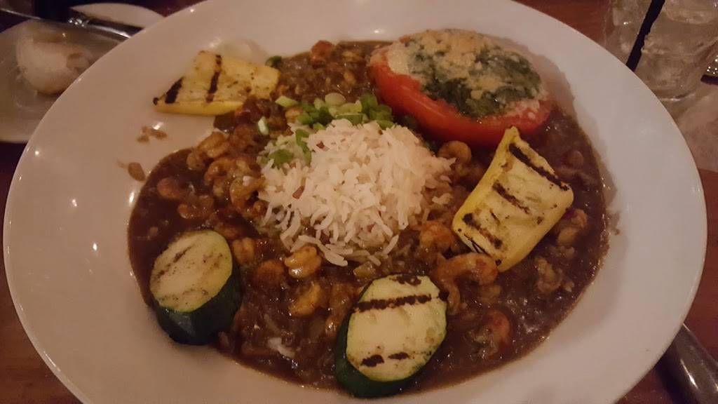 Wolfgangs Restaurant & Wine Bistro | restaurant | 474 Main St, Highlands, NC 28741, USA | 8285263807 OR +1 828-526-3807