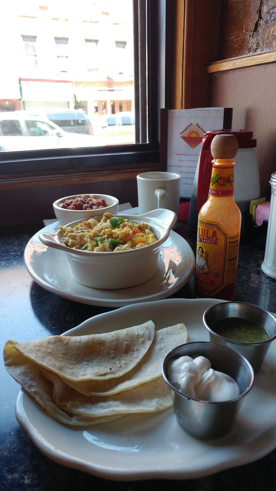 7th Ave Donuts & Diner | bakery | 324 7th Ave, Brooklyn, NY 11215, USA | 7187680748 OR +1 718-768-0748