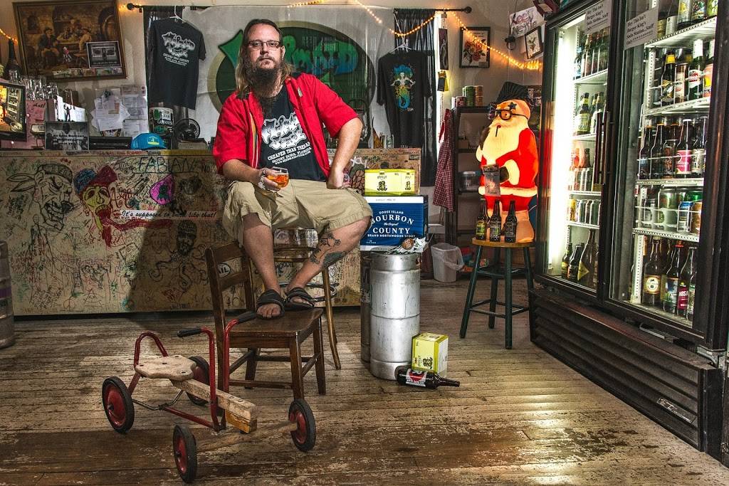 Mermaid Juice | restaurant | 458 N Highland St, Mt Dora, FL 32757, USA | 3525561030 OR +1 352-556-1030