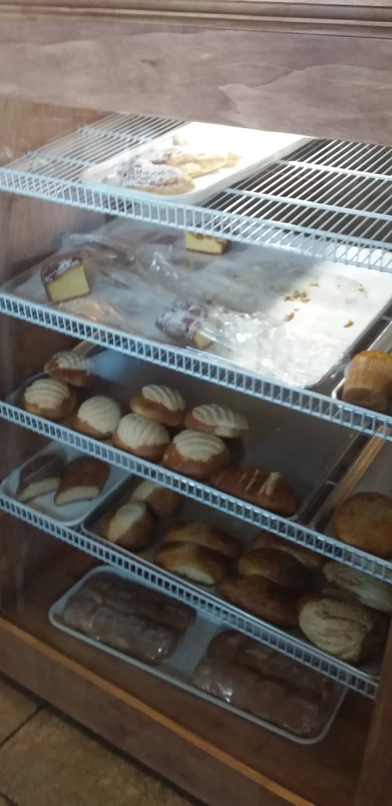 Esquina Chapina Restaurante Y Panaderia | restaurant | 348 Anderson Ave, Cliffside Park, NJ 07010, USA | 2014966249 OR +1 201-496-6249