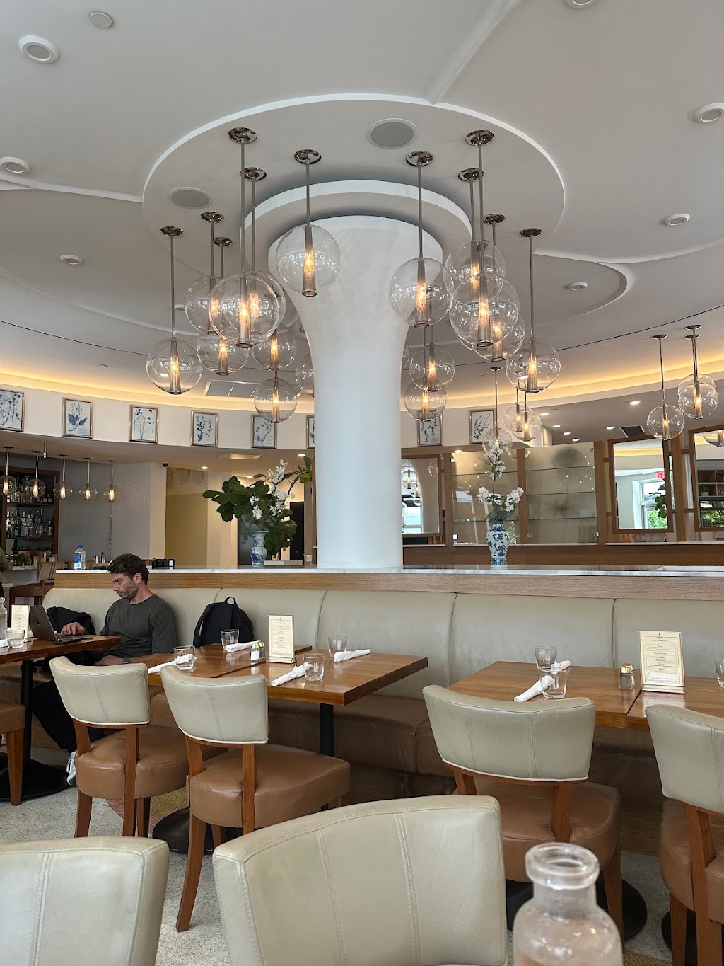 Extra Virgin Bistro Miami beach | restaurant | 1610 Collins Ave, Miami Beach, FL 33139, USA | 7866050819 OR +1 786-605-0819