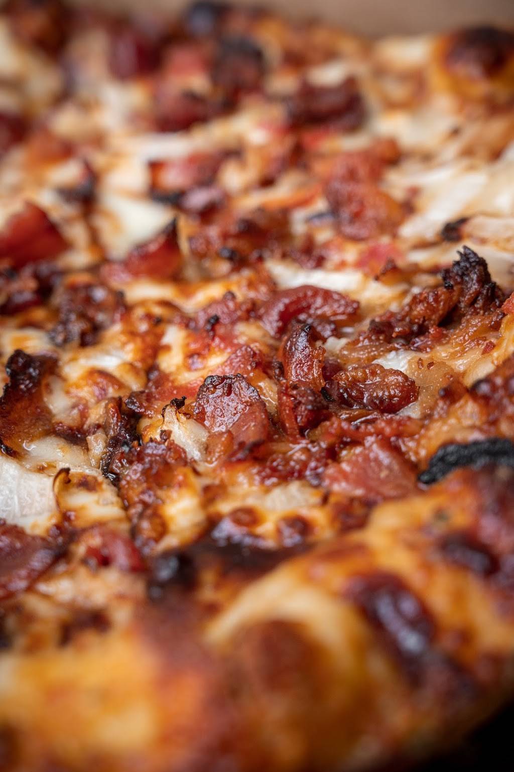 Dominos Pizza | meal delivery | 937 Creswell Ln, Opelousas, LA 70570, USA | 3379423334 OR +1 337-942-3334