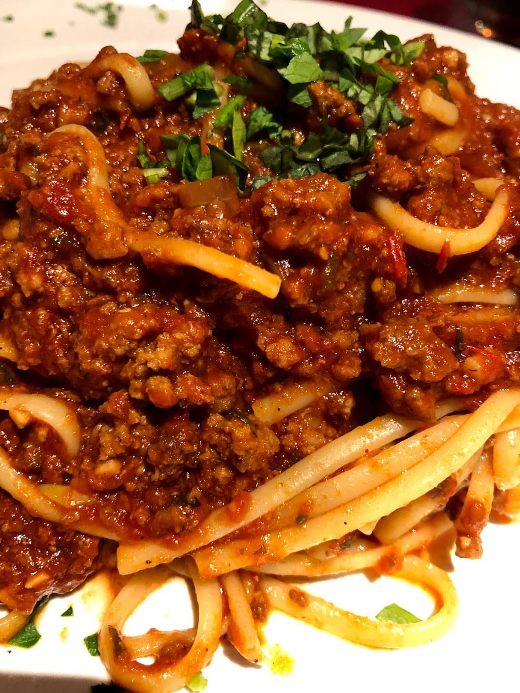 Le Parmigiano | restaurant | 1015 Rue Sherbrooke Ouest, Montréal, QC H3A 1G5, Canada | 5142856509 OR +1 514-285-6509