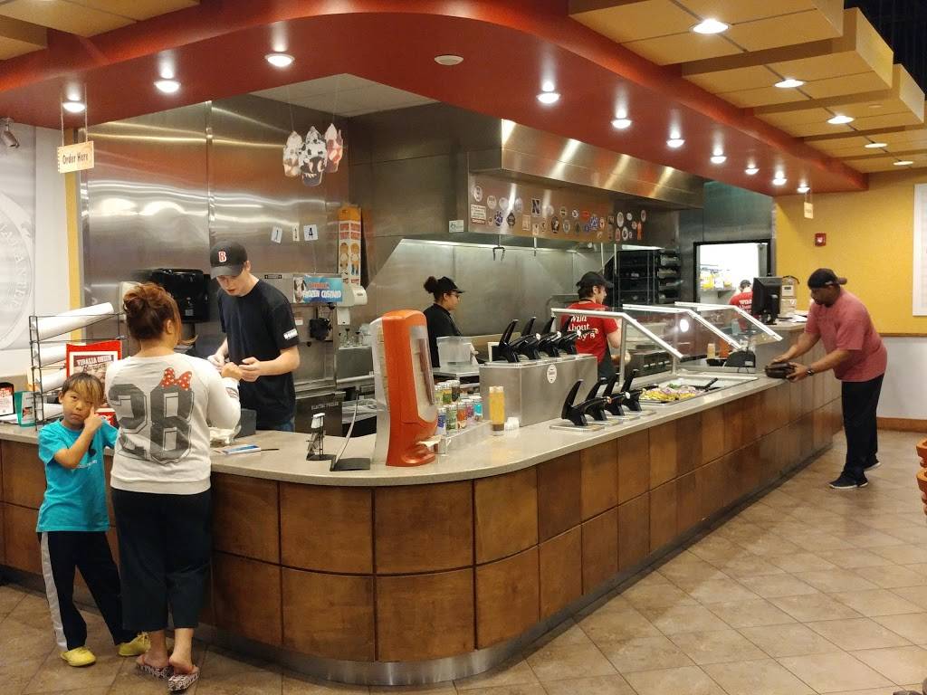 Cheeseburger Bobbys Johns Creek | restaurant | 3630 Peachtree Pkwy, Suwanee, GA 30024, USA | 6783812022 OR +1 678-381-2022