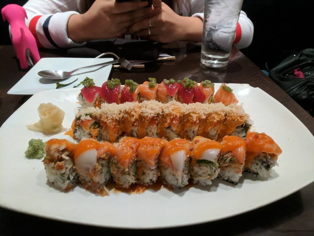 Tomodachi Sushi | restaurant | 4101 W Parmer Ln, Austin, TX 78727, USA | 5128219472 OR +1 512-821-9472