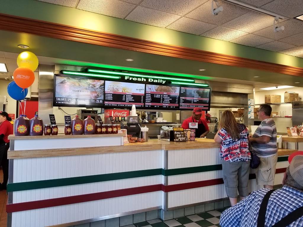 Smithfields Chicken N Bar-B-Q | restaurant | 12504 Capital Blvd, Wake Forest, NC 27587, USA | 9194888388 OR +1 919-488-8388