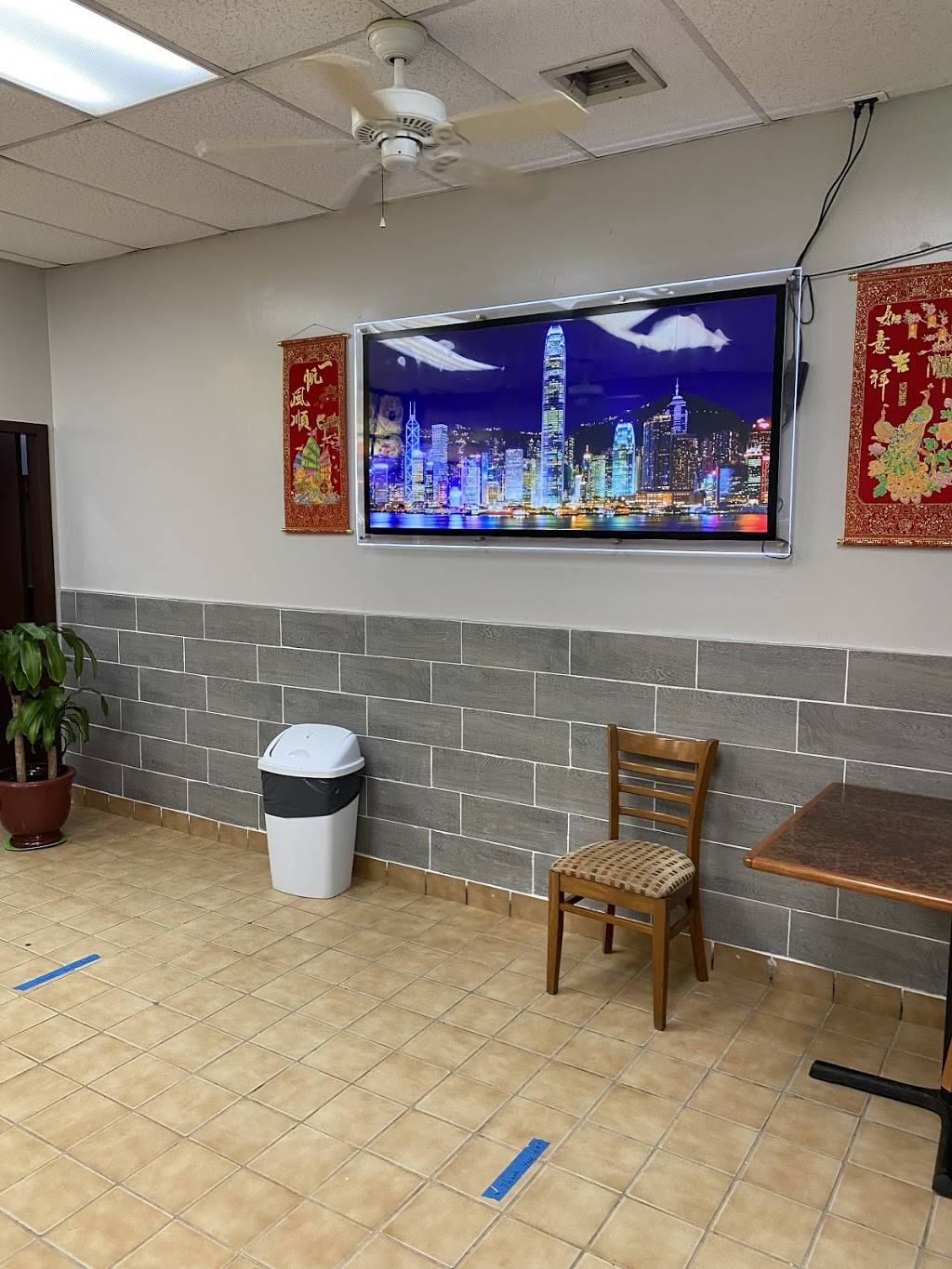 China Express | restaurant | 25 Broad St, Freehold, NJ 07728, USA | 7328898118 OR +1 732-889-8118