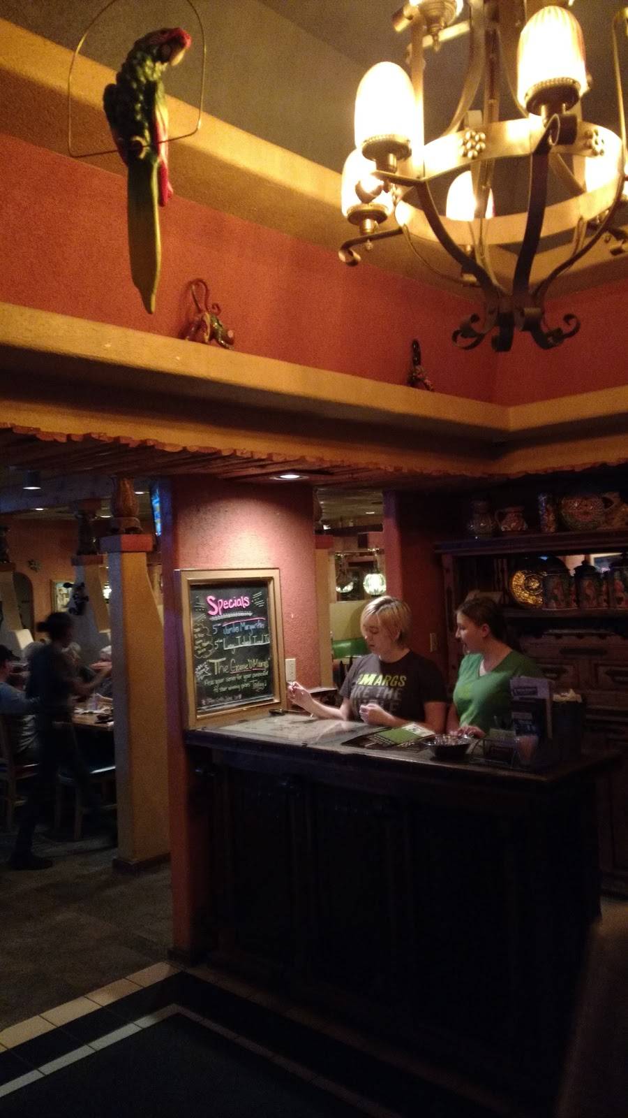 Carlos OKellys | restaurant | 909 E 30th Ave, Hutchinson, KS 67502, USA | 6206659885 OR +1 620-665-9885