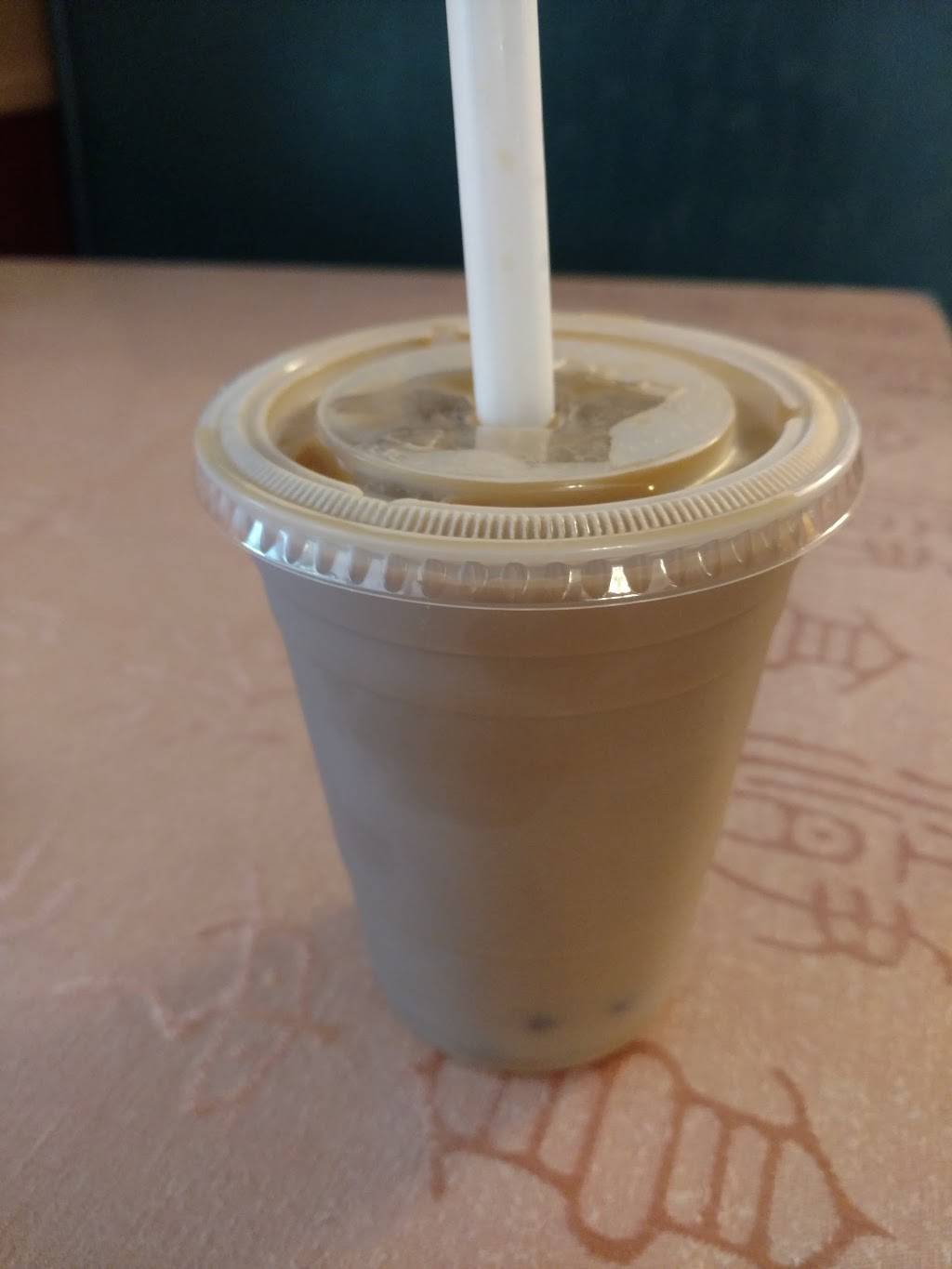 Happy Cafe | restaurant | 526 S Wells St, Lake Geneva, WI 53147, USA | 2622488181 OR +1 262-248-8181