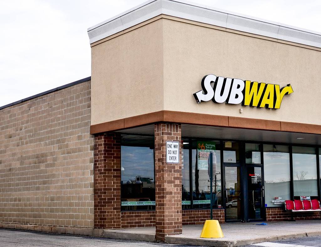 Subway Restaurants | restaurant | 658 Northwest Hwy, Cary, IL 60013, USA | 8475160077 OR +1 847-516-0077