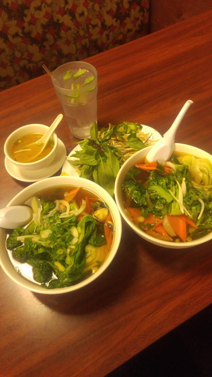 77 Asian kitchen | restaurant | 5560 Vineland Avenue C, North Hollywood, CA 91601, USA | 8189808777 OR +1 818-980-8777