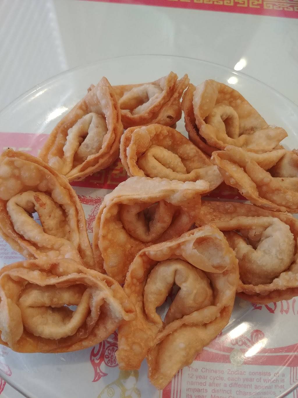 Dragon Inn | restaurant | 101 2nd St, Eaton, CO 80615, USA | 9704542705 OR +1 970-454-2705