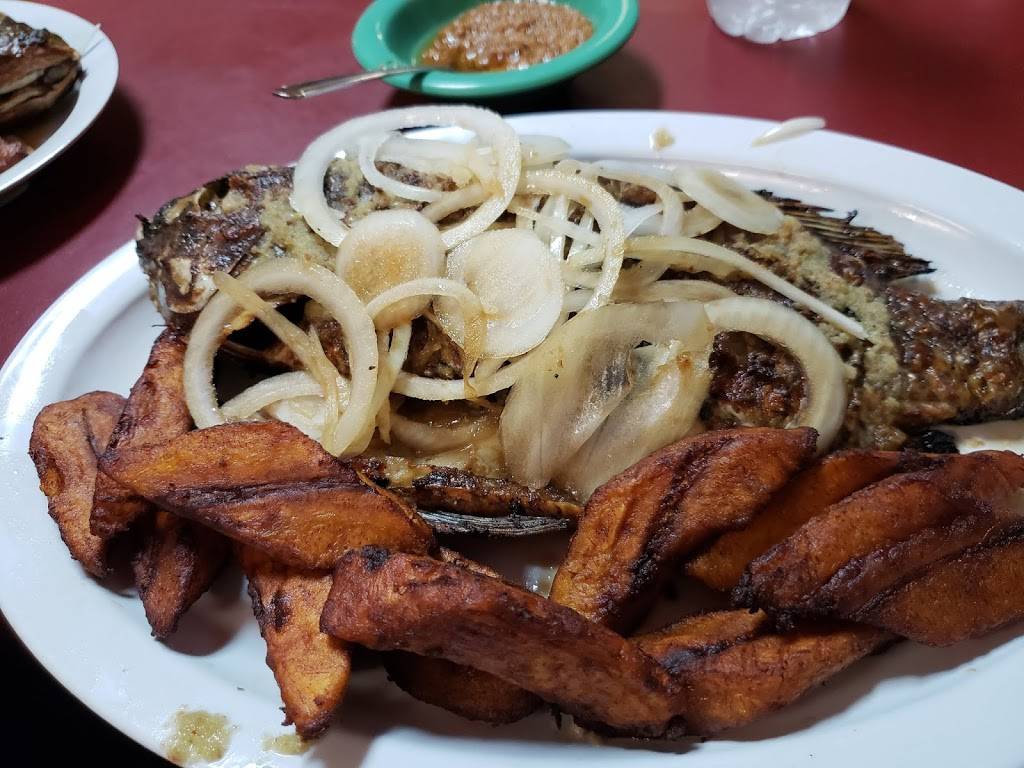 Chez Michelle | restaurant | 6991 S Texas 6, Houston, TX 77083, USA | 2815305787 OR +1 281-530-5787