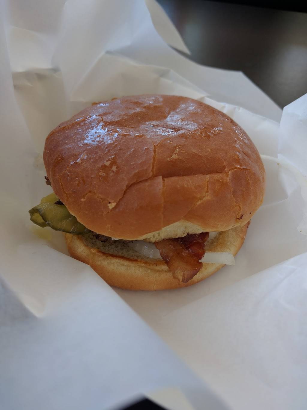 Burgerboard | restaurant | 2005 W Morton Ave, Jacksonville, IL 62650, USA | 2172450740 OR +1 217-245-0740