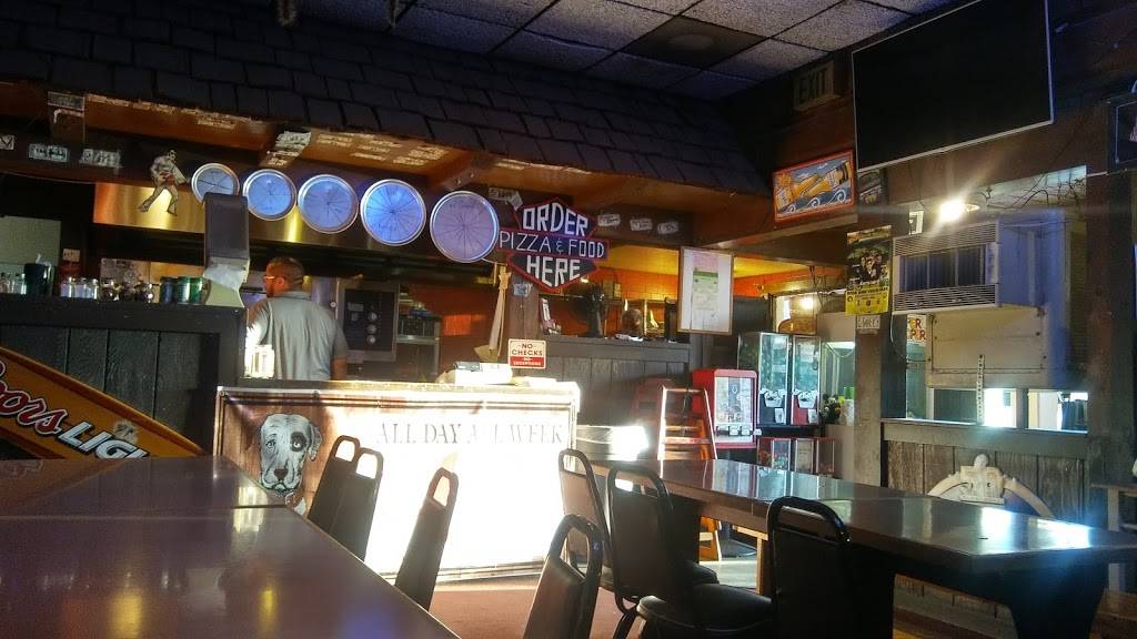 Game Time Pizza Palace | restaurant | 1584 N First St, Fresno, CA 93703, USA | 5592378272 OR +1 559-237-8272