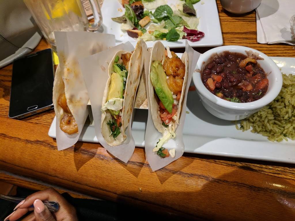 Chilis Grill & Bar | restaurant | 2133 Lavista Rd NE, Atlanta, GA 30329, USA | 4043258680 OR +1 404-325-8680
