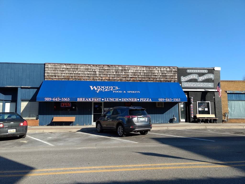 Woodys Place | restaurant | 124 N Midland St, Merrill, MI 48637, USA | 9896435565 OR +1 989-643-5565