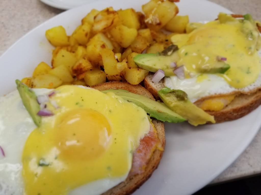 Eli’s Restaurant | restaurant | 177 Queen St, Chatham, ON N7M 2G9, Canada | 5193510888 OR +1 519-351-0888