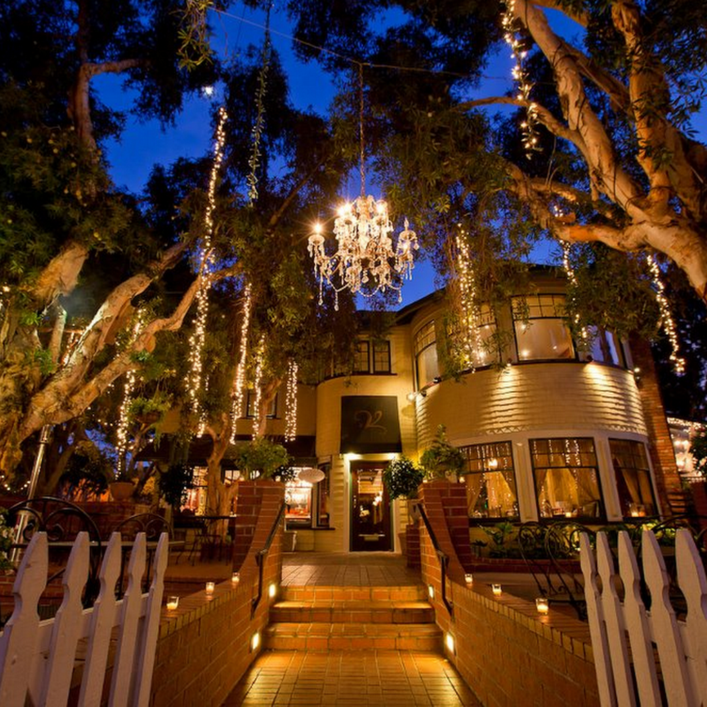The Victorian | restaurant | 2640 Main St, Santa Monica, CA 90405, USA | 3103924956 OR +1 310-392-4956