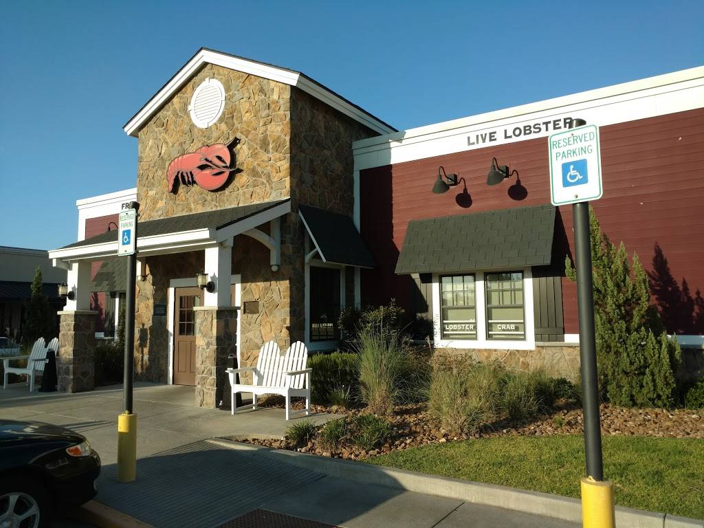Red Lobster | restaurant | 2944 Interstate 45 N, Conroe, TX 77303, USA | 9367567391 OR +1 936-756-7391