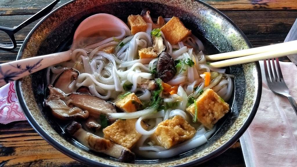 Bistro Mon Cheri | restaurant | 950 East Colorado Boulevard #204 second floor, Pasadena, CA 91106, USA | 6267871323 OR +1 626-787-1323