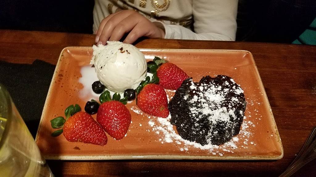 P.F. Changs | meal takeaway | 25 The Blvd, Richmond Heights, MO 63117, USA | 3148622624 OR +1 314-862-2624