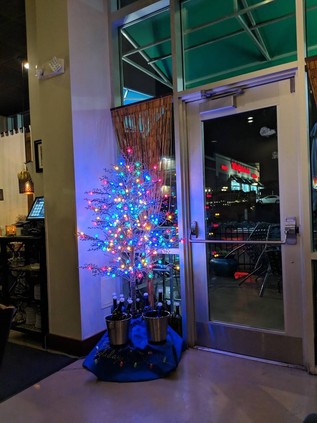 Social. Southern Kitchen & Cocktails | restaurant | 5232 Robinhood Village Dr, Winston-Salem, NC 27106, USA | 3368938737 OR +1 336-893-8737