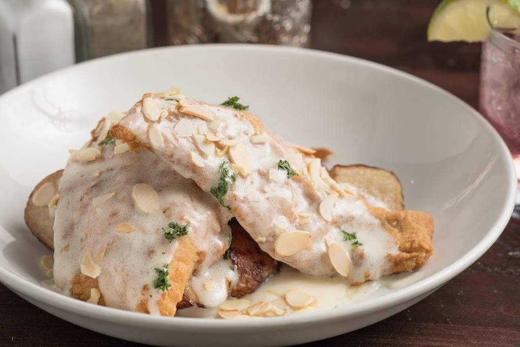 Sala | night club | 124 Lake Marina Ave, New Orleans, LA 70124, USA | 5045132670 OR +1 504-513-2670