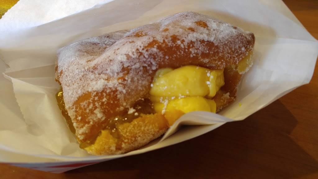 Dough Doughs Hawaiian Cafe & Malasadas | cafe | 16552 Bolsa Chica St, Huntington Beach, CA 92649, USA | 7148468253 OR +1 714-846-8253