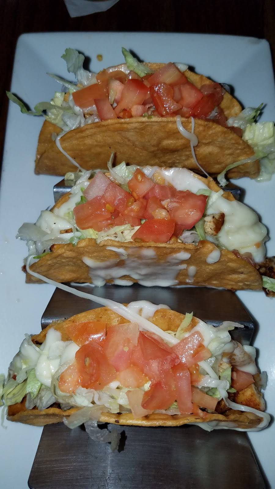 El Porton | restaurant | 3151 Broadway, New York, NY 10027, USA | 2126657338 OR +1 212-665-7338