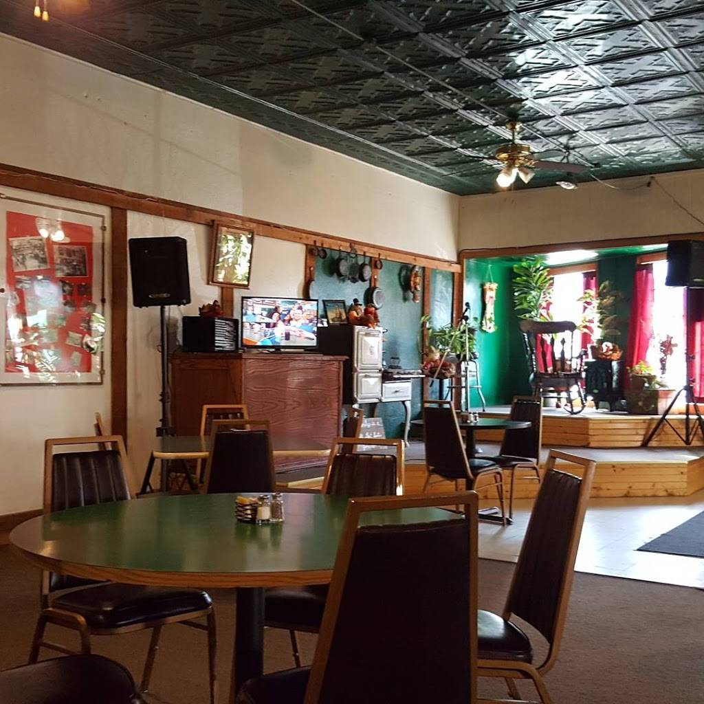 The UpTown Bar & Cafe | restaurant | 101 S Main St, Crystal, MI 48818, USA | 9892356565 OR +1 989-235-6565