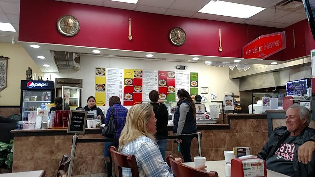 Sarahs Kabob Shop | restaurant | 5553 W Market St, Greensboro, NC 27409, USA | 3363559260 OR +1 336-355-9260