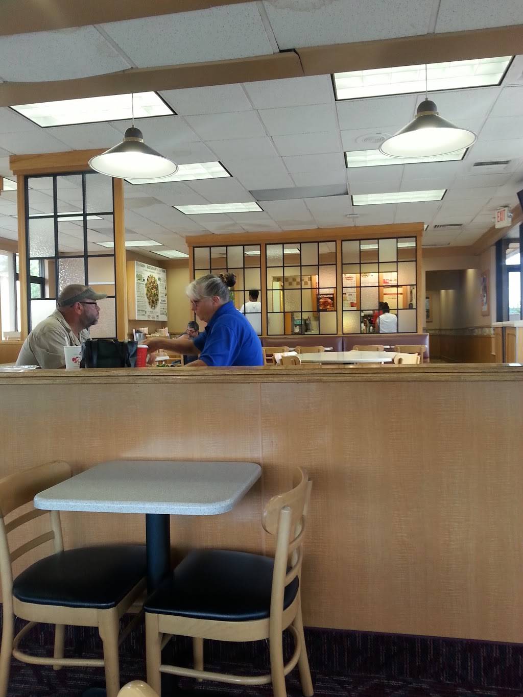 Wendys | restaurant | 2003 E Belt Line Rd, Carrollton, TX 75006, USA | 9724167294 OR +1 972-416-7294