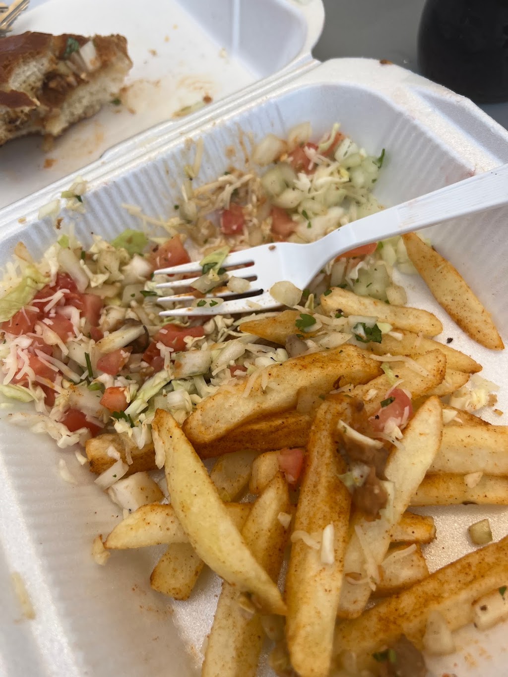 Tacos y hot dogs El giro food truck | restaurant | 13105 E Colossal Cave Rd, Vail, AZ 85641, USA | 5209125514 OR +1 520-912-5514