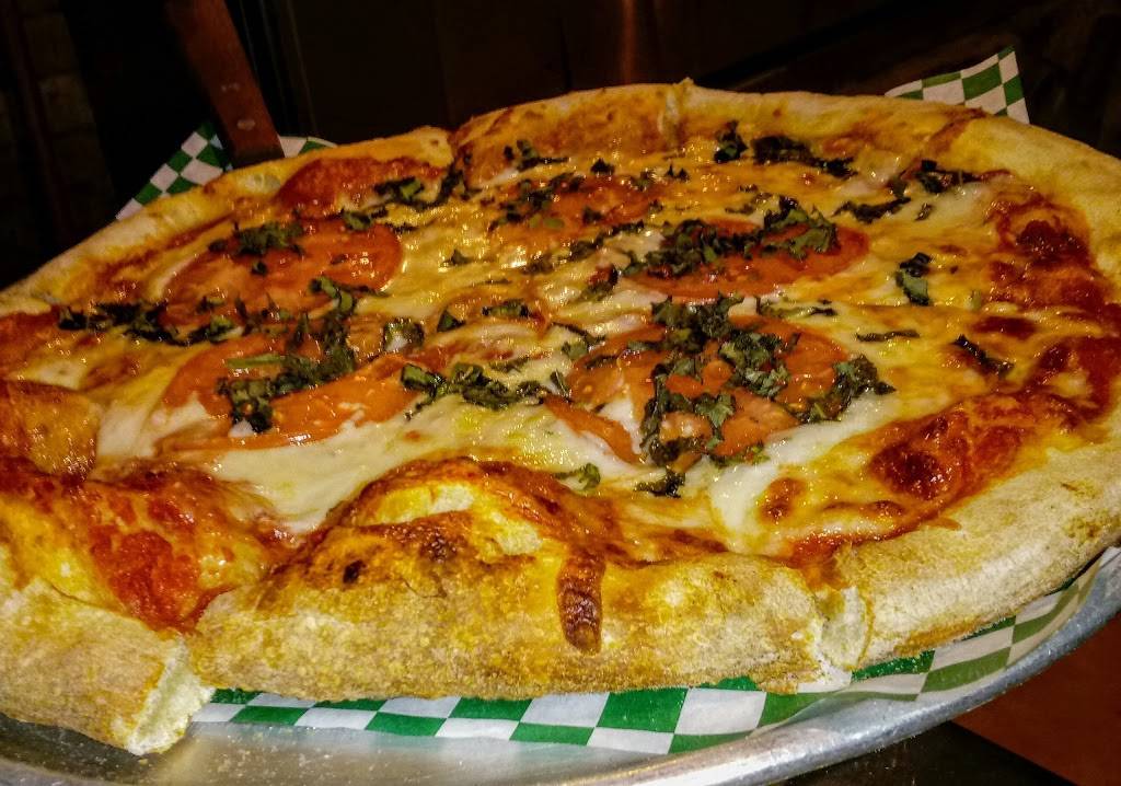Tangos Pizza | restaurant | 13035 SW 112th St, Miami, FL 33186, USA | 3053865506 OR +1 305-386-5506