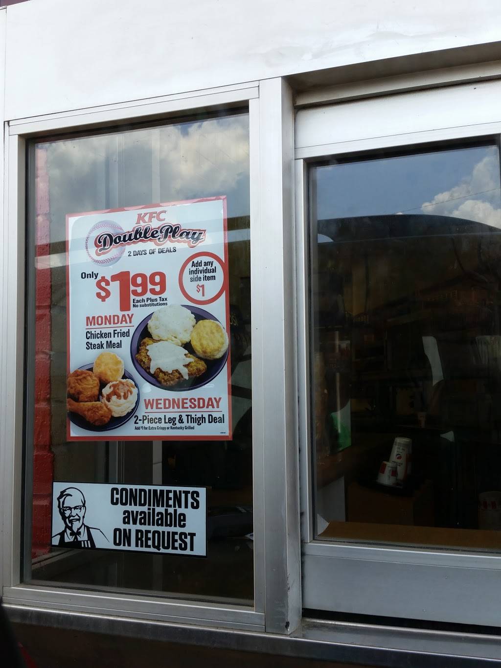 KFC | restaurant | 1311 E Jackson St, Hugo, OK 74743, USA | 5803264088 OR +1 580-326-4088