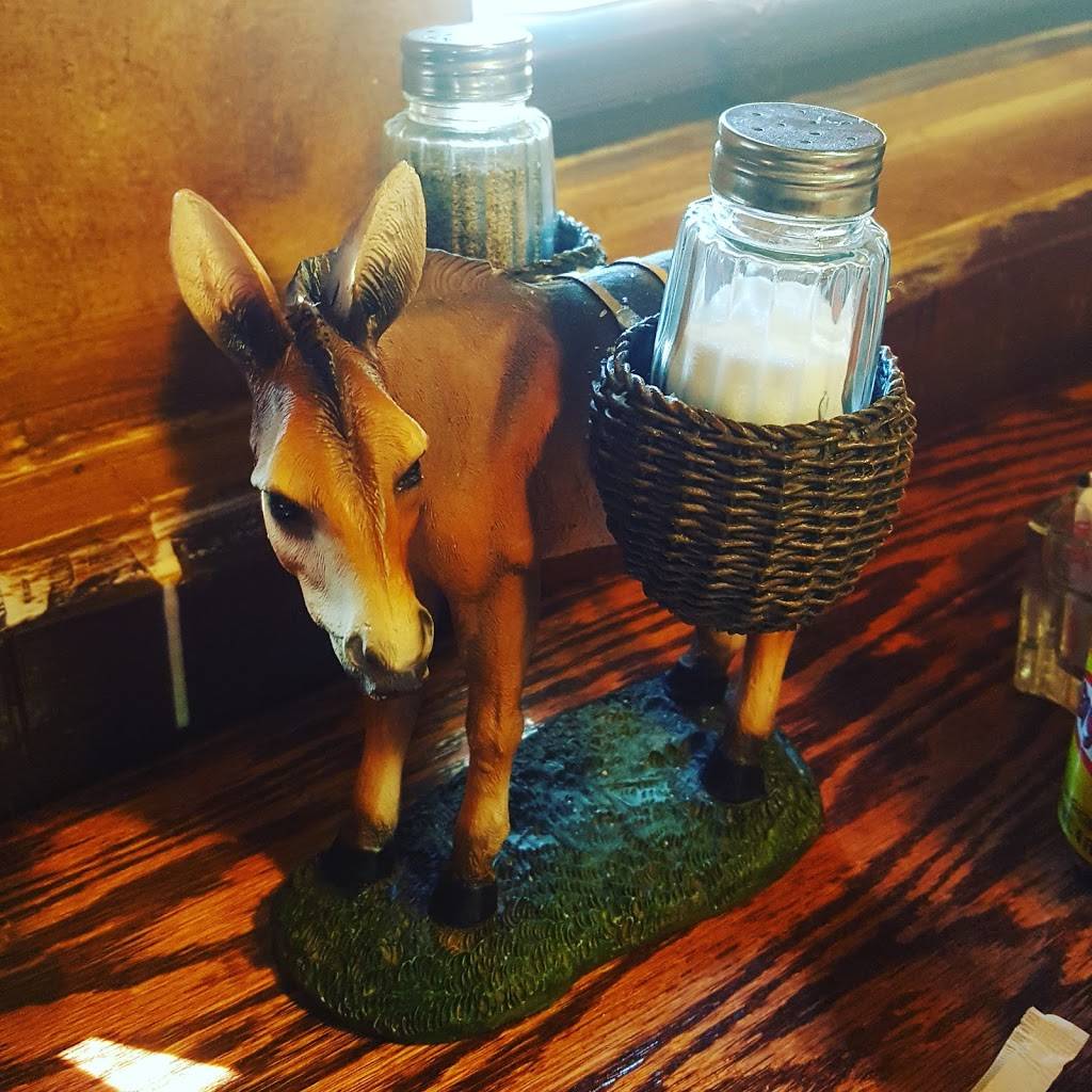 El Rodeo Mexican Restaurant | restaurant | 2642 Madison Ave, Granite City, IL 62040, USA | 6184517672 OR +1 618-451-7672