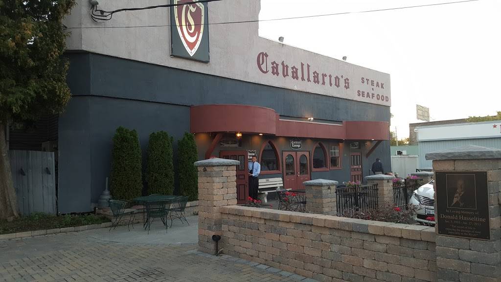 Cavallarios Steak & Seafood | restaurant | 26 Church St, Alexandria Bay, NY 13607, USA | 3154829867 OR +1 315-482-9867