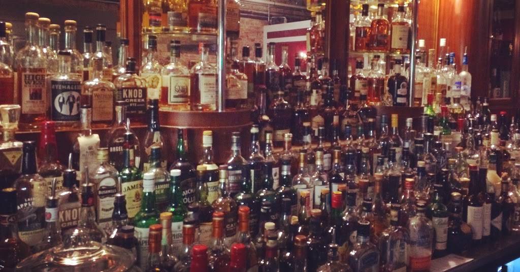 Madisons | restaurant | 104 W State St, Pendleton, IN 46064, USA | 7652219390 OR +1 765-221-9390