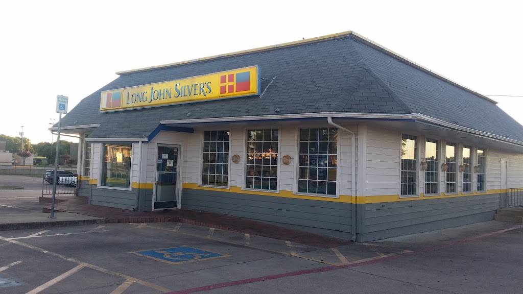 Long John Silvers | restaurant | 1520 W Henderson St, Cleburne, TX 76033, USA | 8175067549 OR +1 817-506-7549
