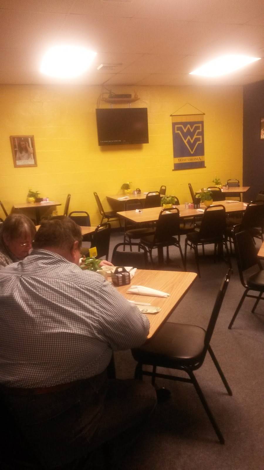 Lesas Place | restaurant | RR 50, Grafton, WV 26354, USA | 3042651995 OR +1 304-265-1995