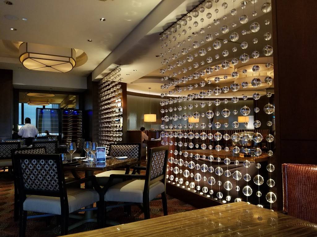 Tower Club - Dallas | restaurant | 1601 Elm St 48th floor, Dallas, TX 75201, USA | 2142200403 OR +1 214-220-0403