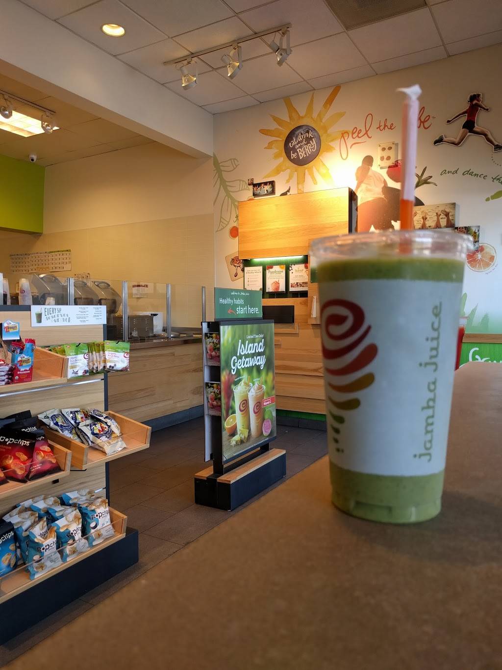 Jamba Juice | restaurant | 11074 CA-2, Los Angeles, CA 90025, USA | 3109141841 OR +1 310-914-1841