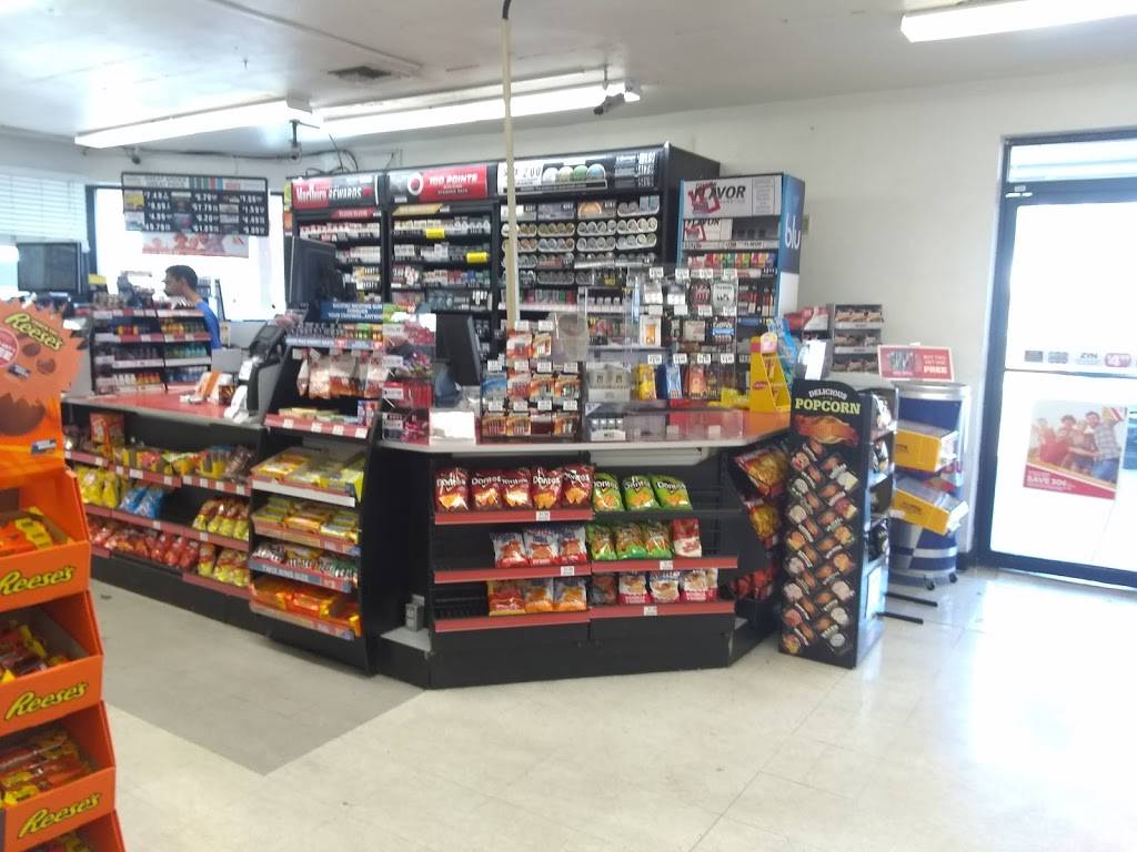 Circle K | meal takeaway | 755 W Warner Rd, Gilbert, AZ 85233, USA | 4808990877 OR +1 480-899-0877