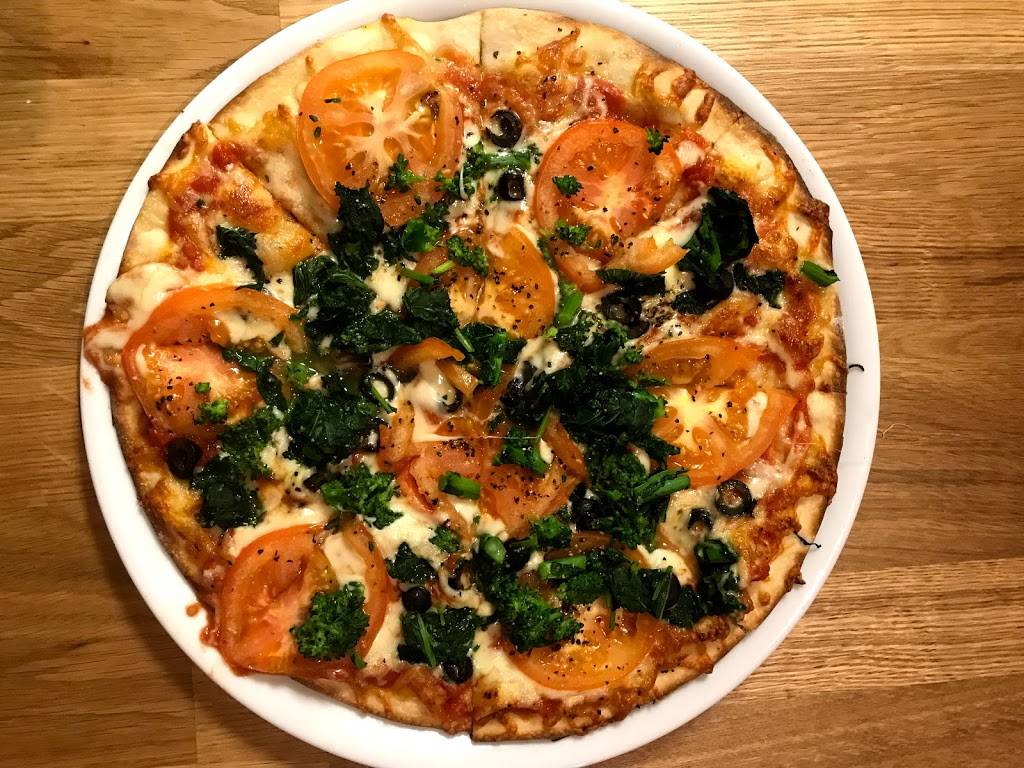 Salto Restaurant & Bar | restaurant | 1138 Davenport Rd, Toronto, ON M6G 2C6, Canada | 4166533077 OR +1 416-653-3077