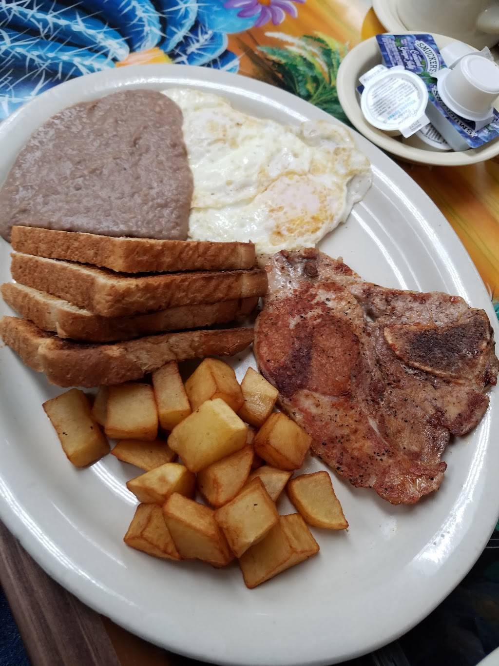 Taqueria Chapala | restaurant | 4201 S Congress Ave, Austin, TX 78745, USA | 5123269090 OR +1 512-326-9090