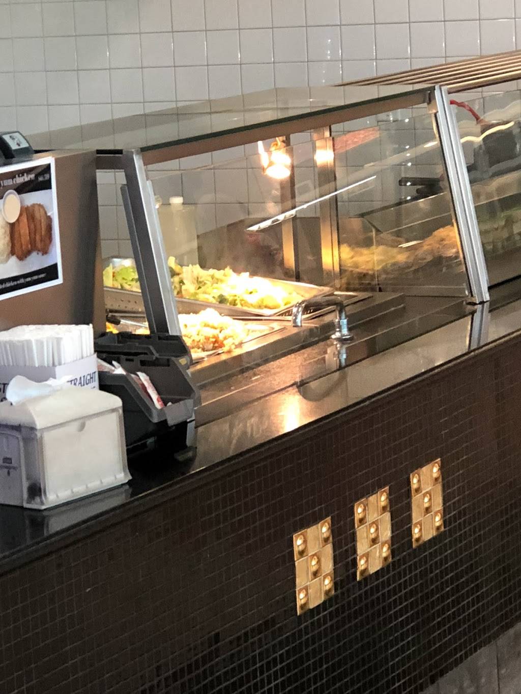 Villa Fresh Italian Kitchen | restaurant | 3700 Rivertown Pkwy #2152, Grandville, MI 49418, USA | 6165386506 OR +1 616-538-6506